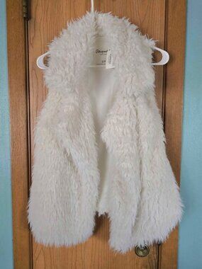 New White Open Front Aeropostale Faux Fur Soft Vest Size S/P